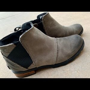 Sorel Emilie waterproof boots
